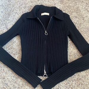 New without tags black fitted, zipper front top from Altar’d state-size m.